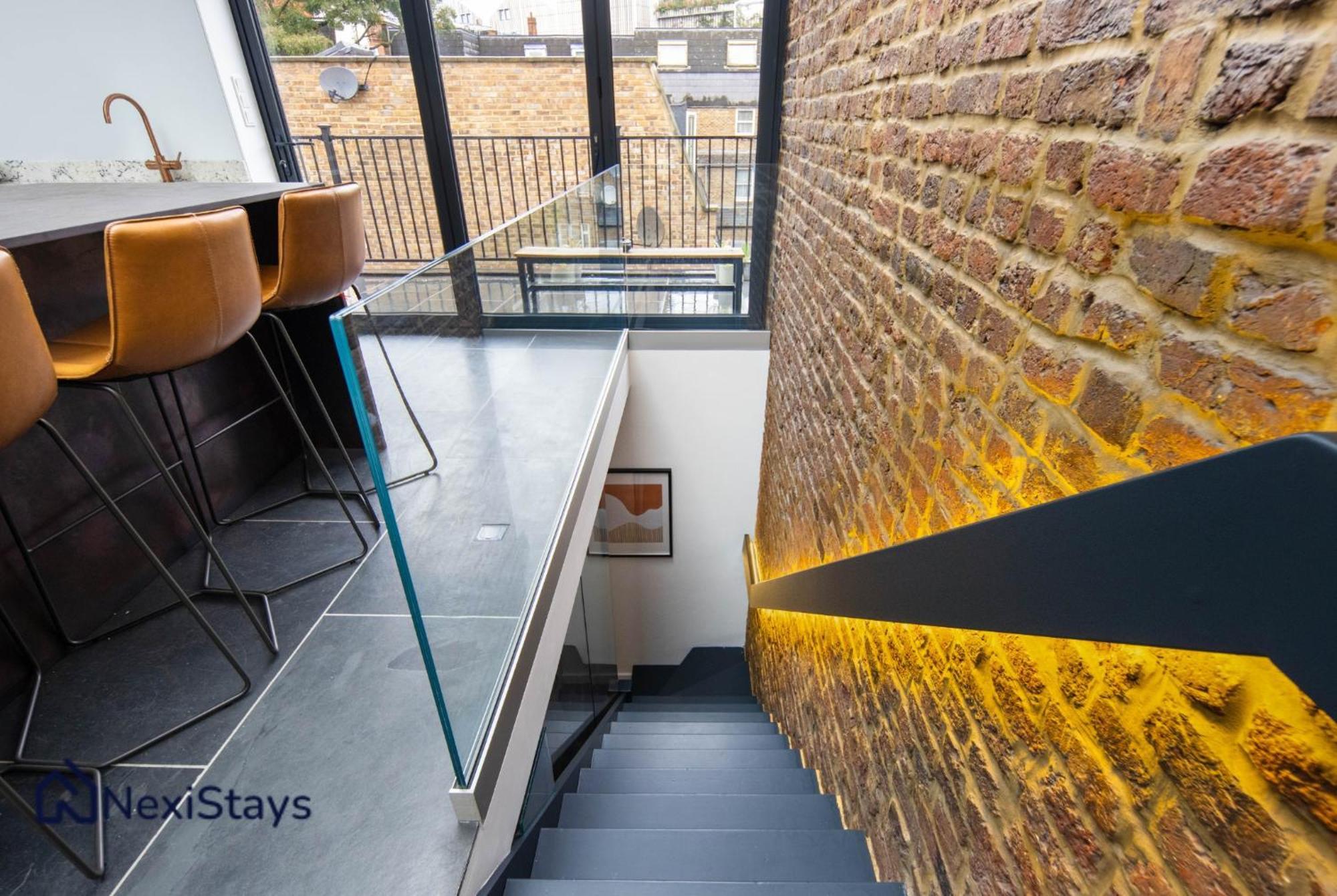 1 Min Walk To Euston Station, Modern Townhouse Apartment London Bagian luar foto