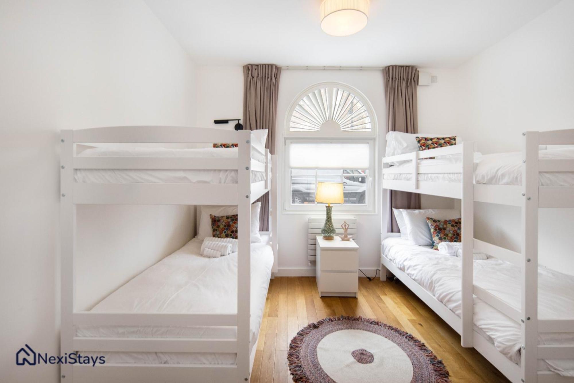 1 Min Walk To Euston Station, Modern Townhouse Apartment London Bagian luar foto