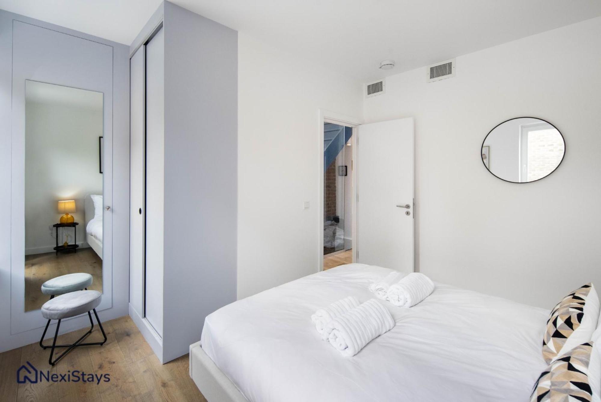 1 Min Walk To Euston Station, Modern Townhouse Apartment London Bagian luar foto